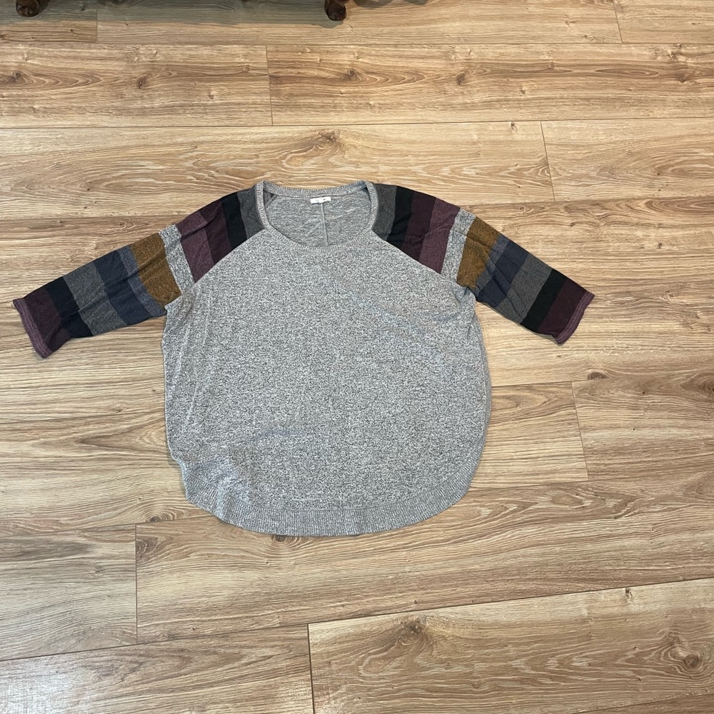 Maurices Heather Gray Knit Top